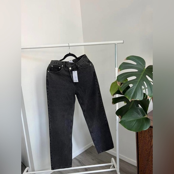 HOLLY ASYMMETRIC STRAIGHT LEG JEAN BLACK DENIM - Picture 1 of 5